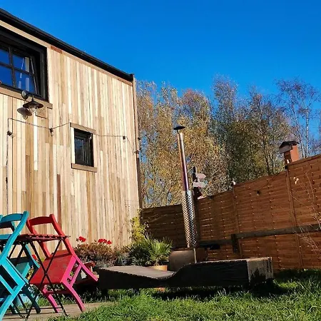 Tiny House, Sauna Hot Tub Airco Namur Ardennes Gesves